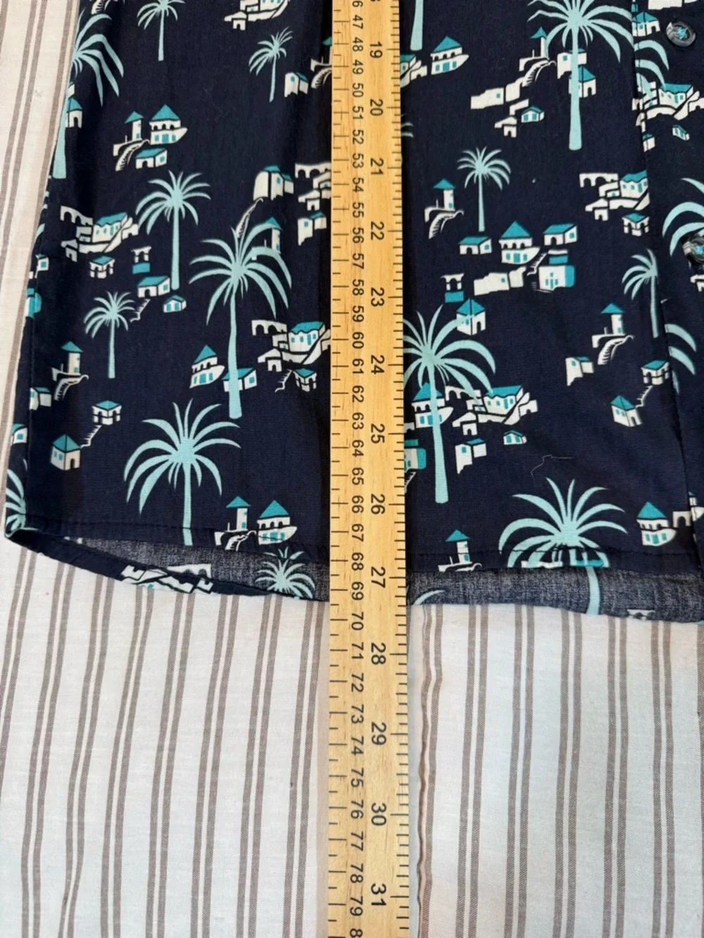 Reverse Threads Men’s Short Sleeve Button Down Shirt Size M - Picture 6 of 14